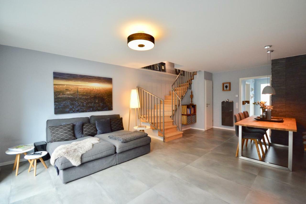 Appartamento Urbaner Lifestyle Im Klimaneutralen Effizienzhaus Amburgo Esterno foto